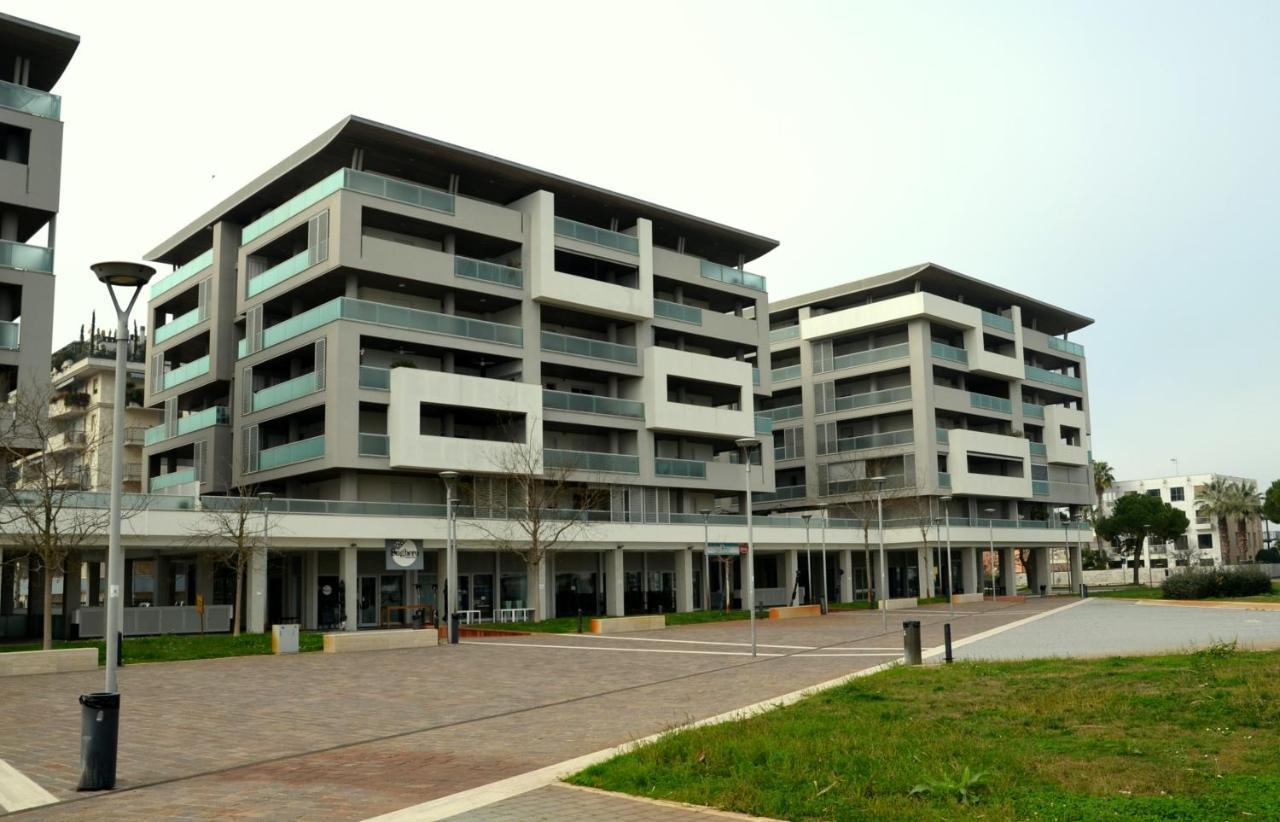 Appartamento Libra Montesilvano Bagian luar foto